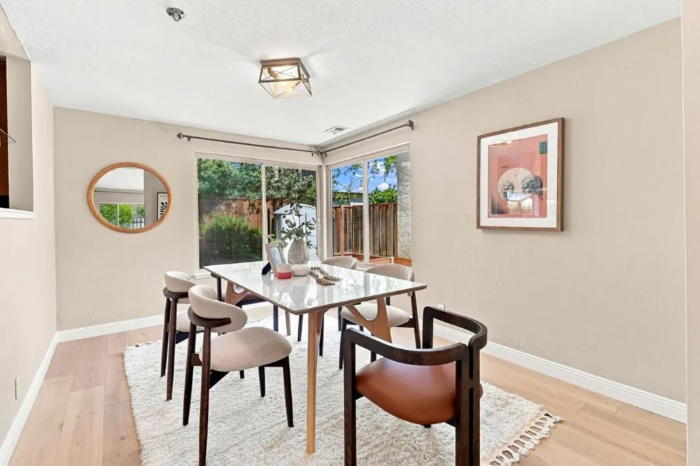 26 Lido Circle Redwood City, CA 94065
