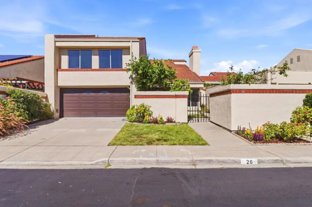 26 Lido Circle Redwood City, CA 94065