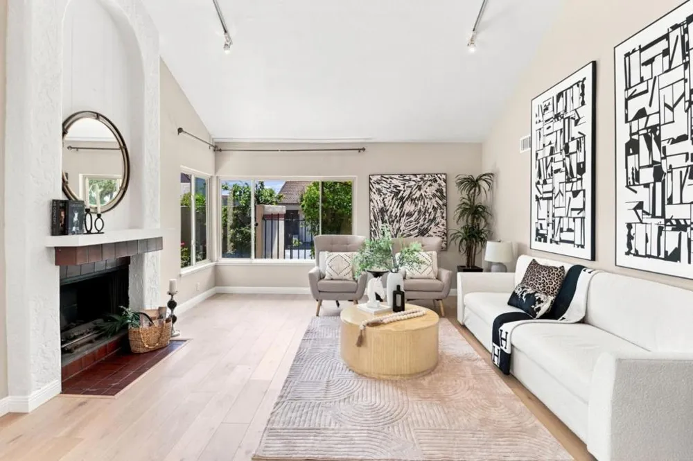 26 Lido Circle Redwood City, CA 94065