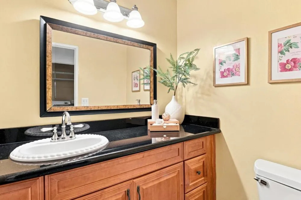 26 Lido Circle Redwood City, CA 94065