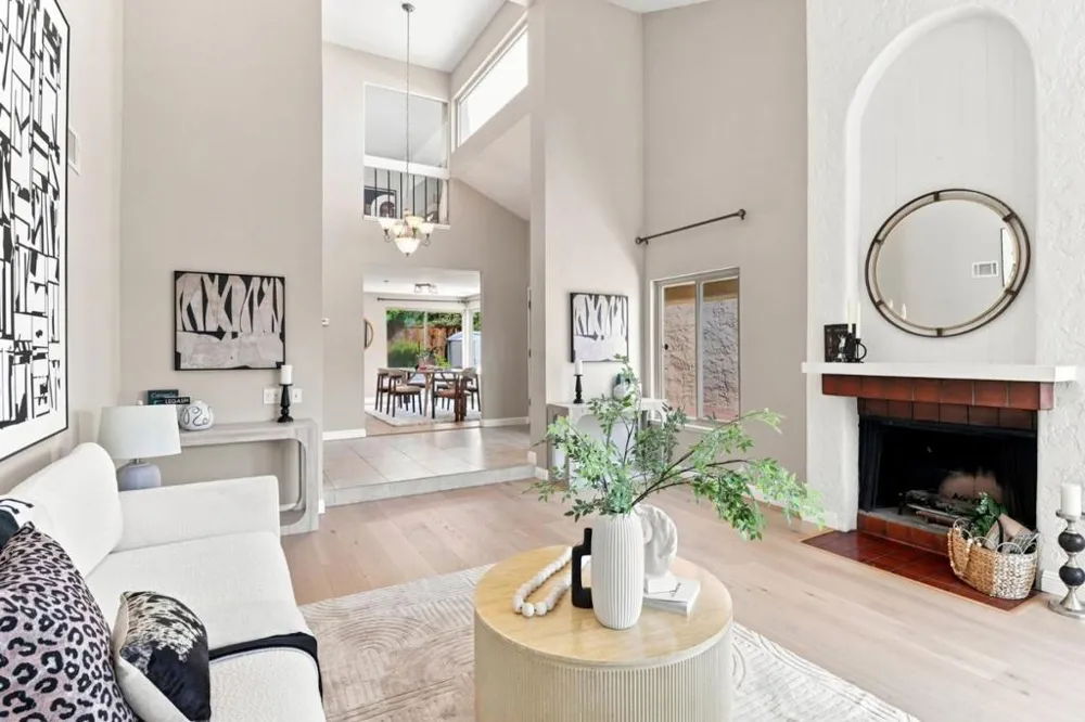 26 Lido Circle Redwood City, CA 94065