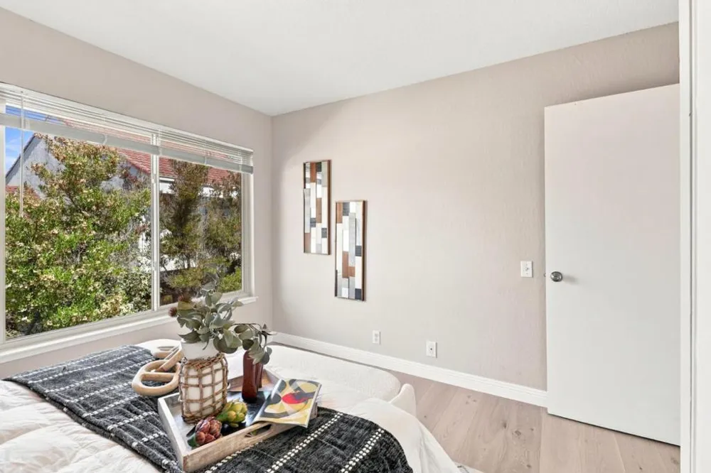 26 Lido Circle Redwood City, CA 94065