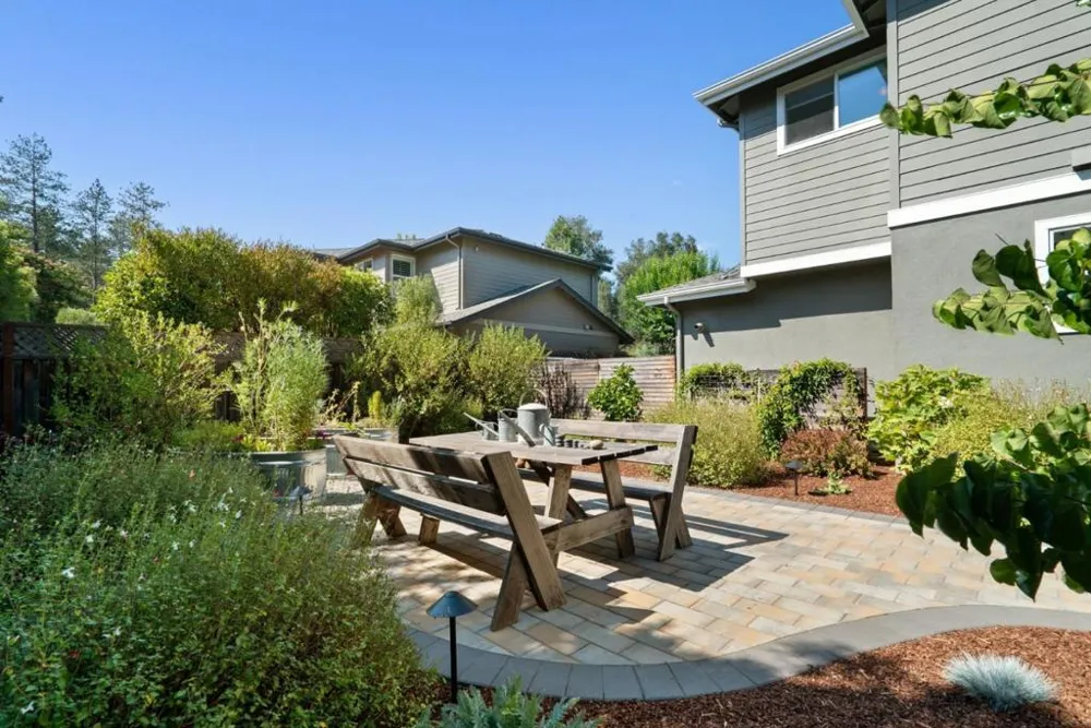 128 Dunn Lane Scotts Valley, CA 95066
