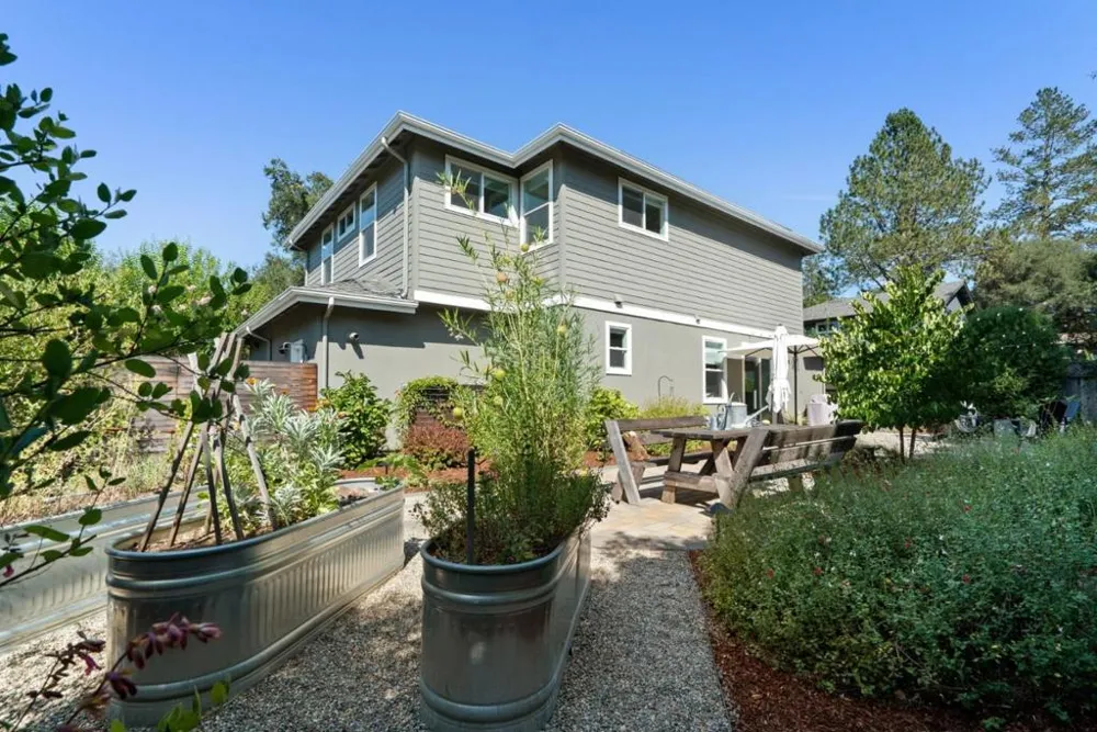 128 Dunn Lane Scotts Valley, CA 95066