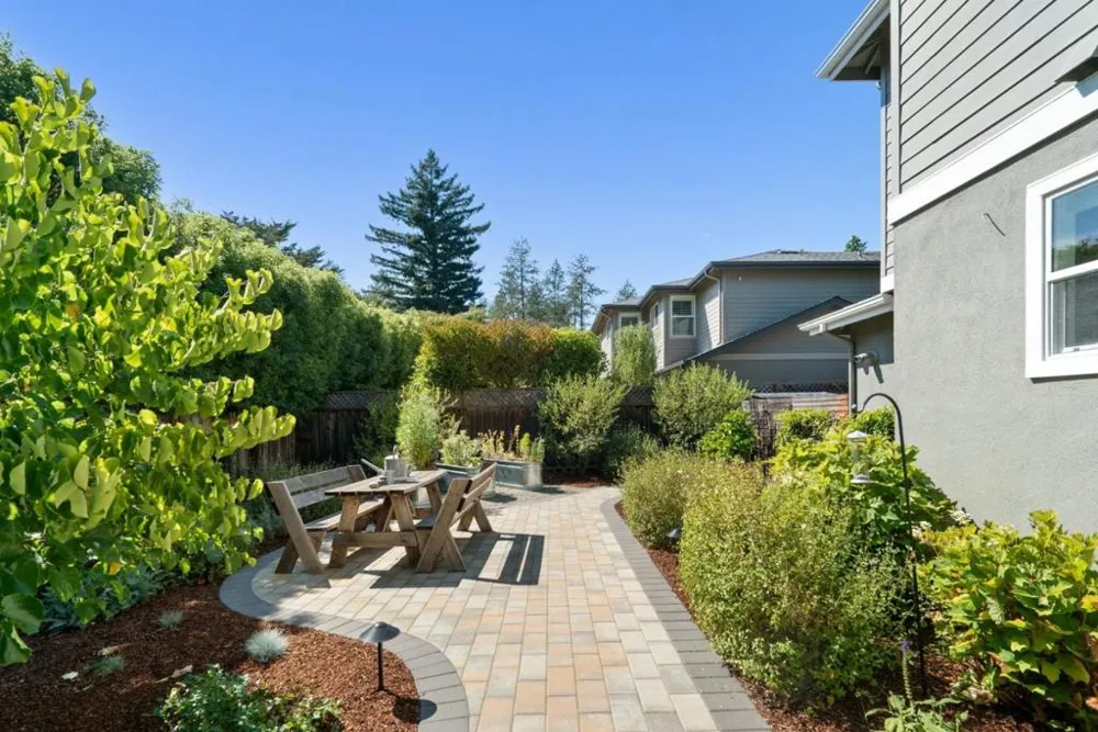 128 Dunn Lane Scotts Valley, CA 95066