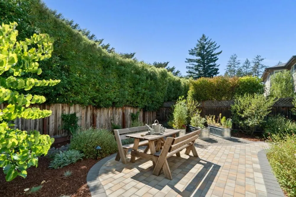 128 Dunn Lane Scotts Valley, CA 95066
