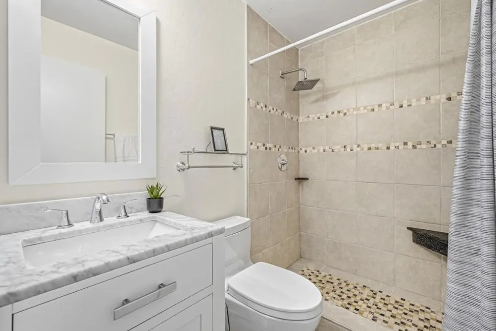 19124 Vineyard Lane Saratoga, CA 95070