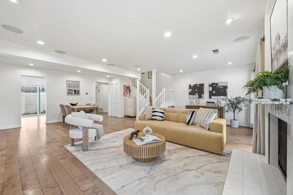 19124 Vineyard Lane Saratoga, CA 95070