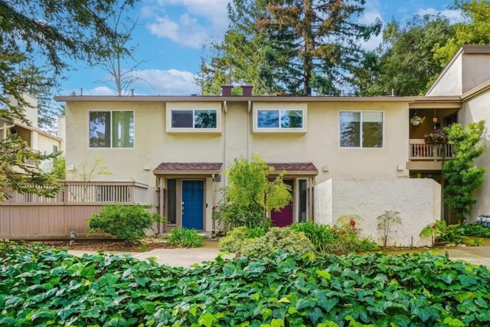 19124 Vineyard Lane Saratoga, CA 95070