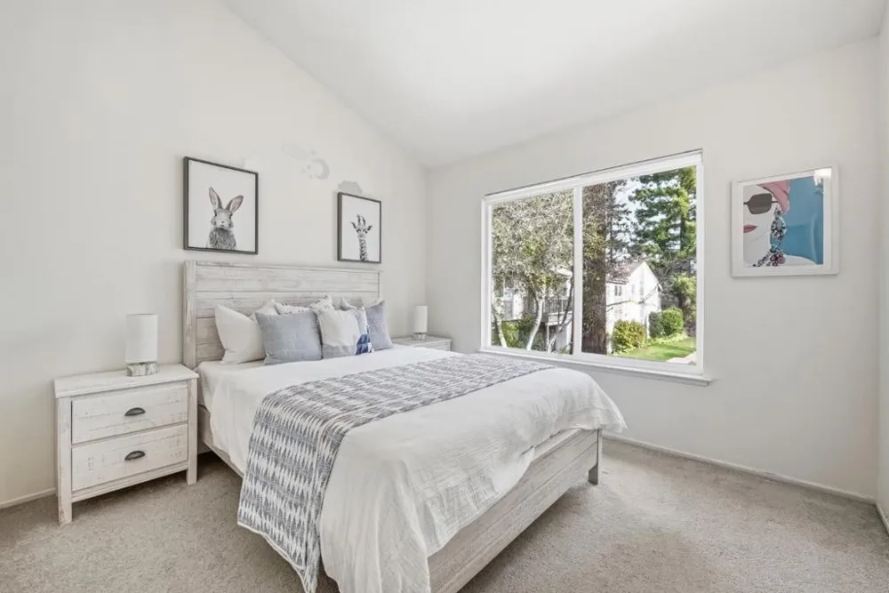 19124 Vineyard Lane Saratoga, CA 95070