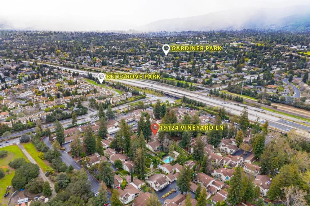 19124 Vineyard Lane Saratoga, CA 95070