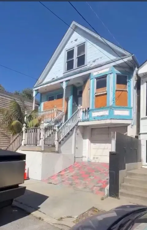 69 Montcalm Street