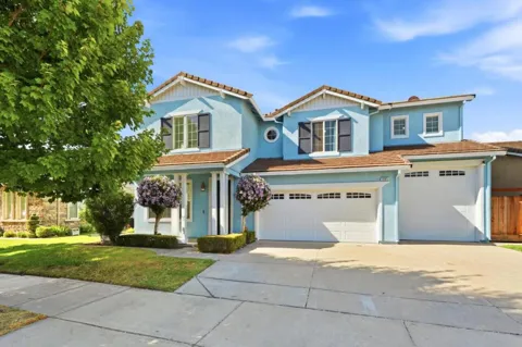 1951 Trail Way