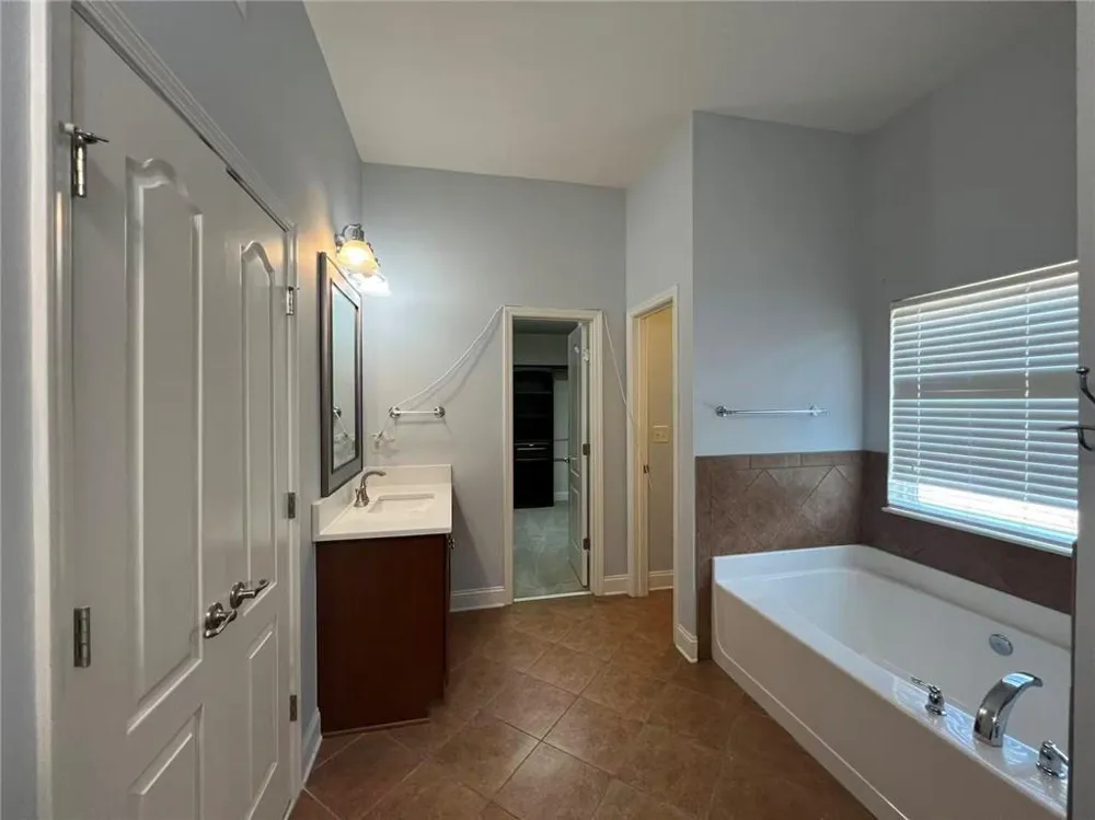 2394 Delamore Duluth, GA 30097