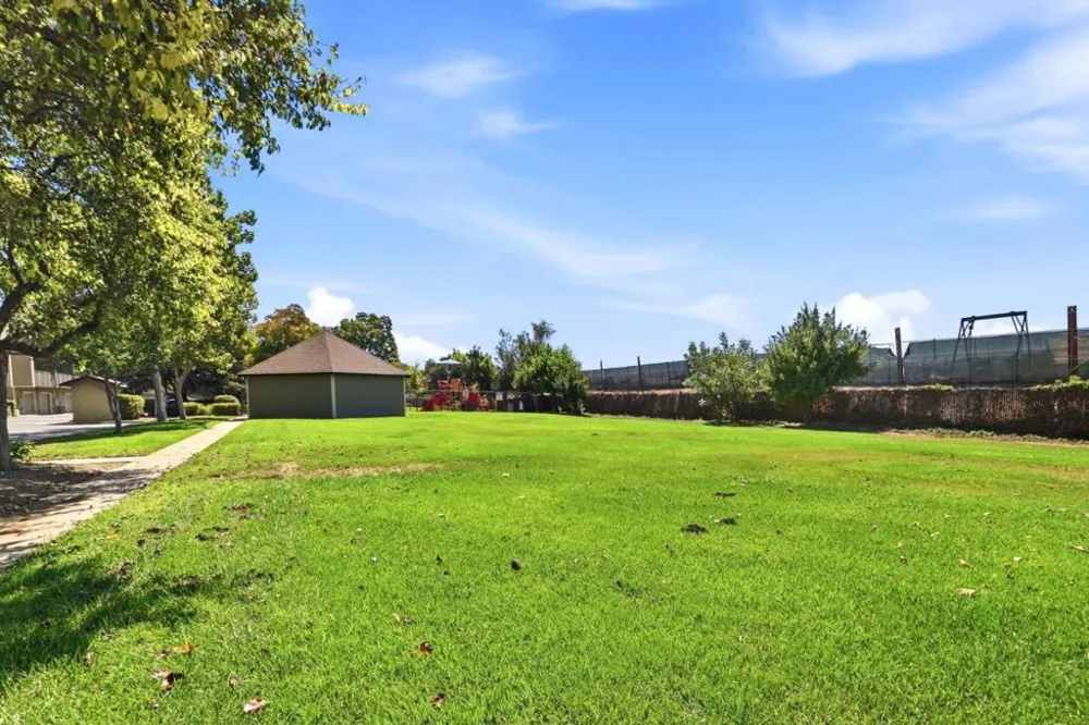 801 Nash Road #A9 Hollister, CA 95023