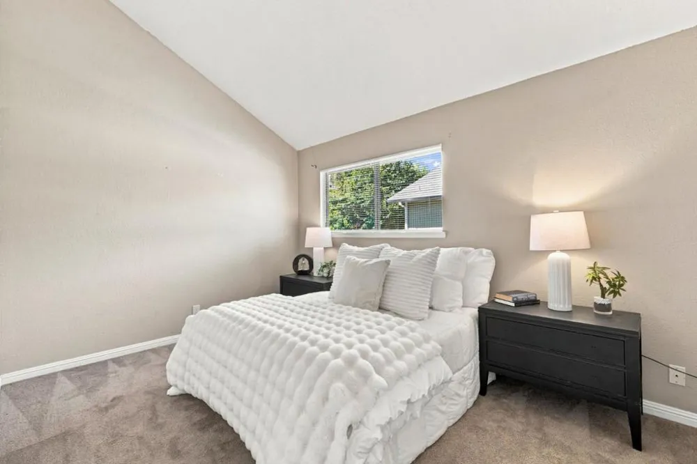 801 Nash Road #A9 Hollister, CA 95023