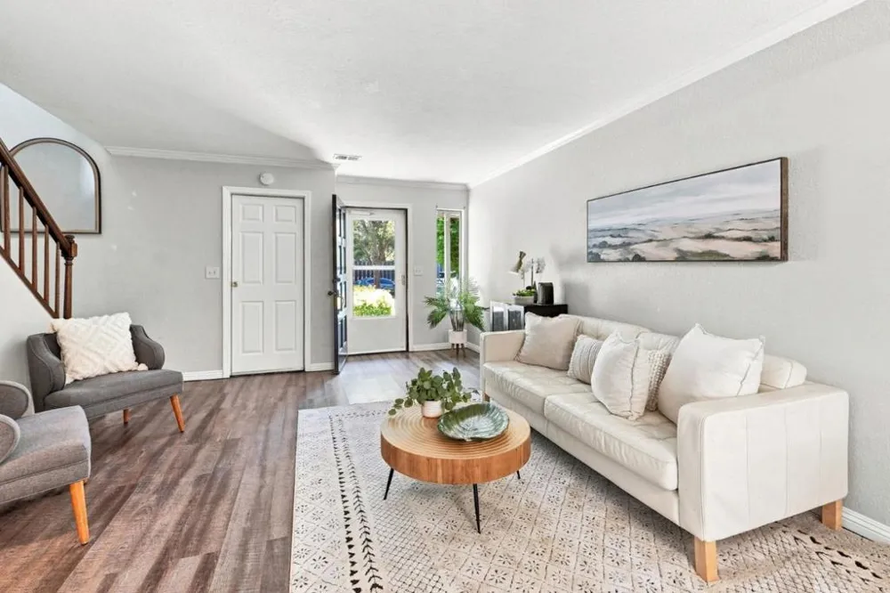 801 Nash Road #A9 Hollister, CA 95023