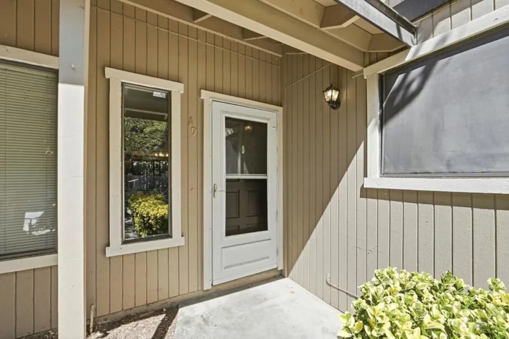 801 Nash Road #A9 Hollister, CA 95023