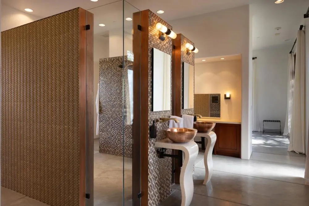 18 Touche Carmel, CA 93923