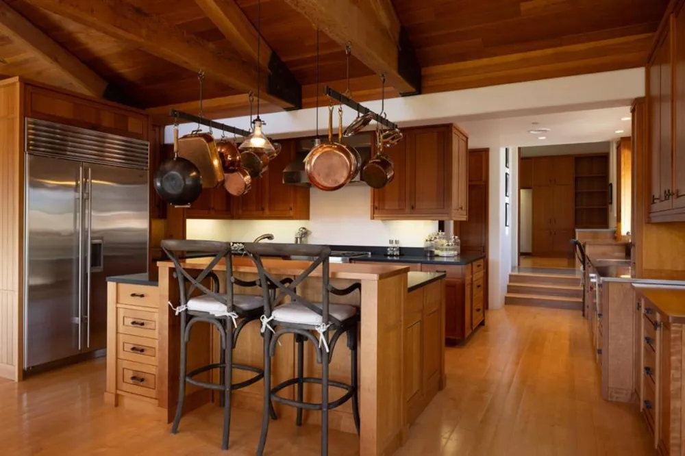 18 Touche Carmel, CA 93923