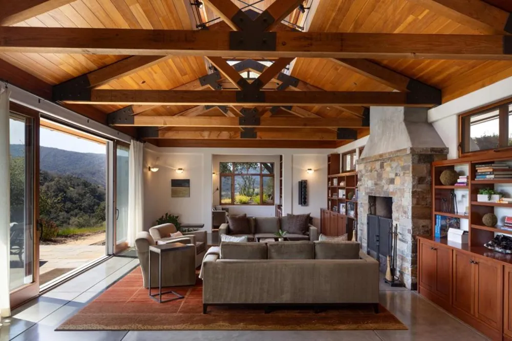 18 Touche Carmel, CA 93923