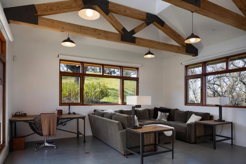18 Touche Carmel, CA 93923