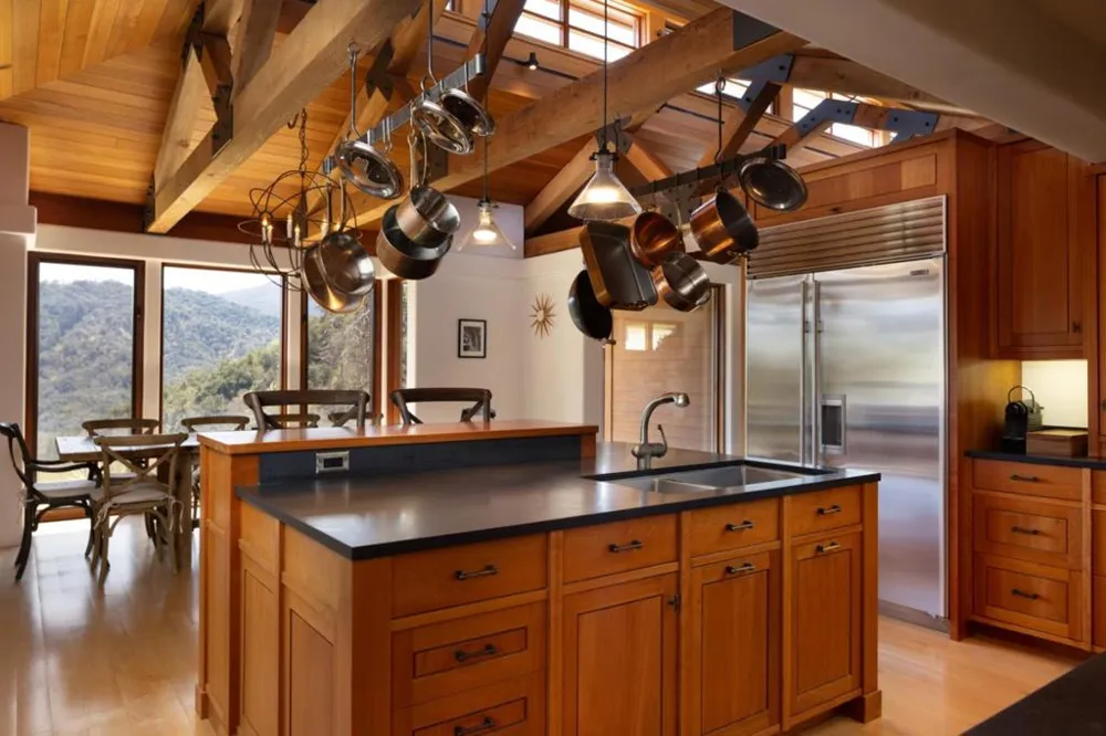 18 Touche Carmel, CA 93923