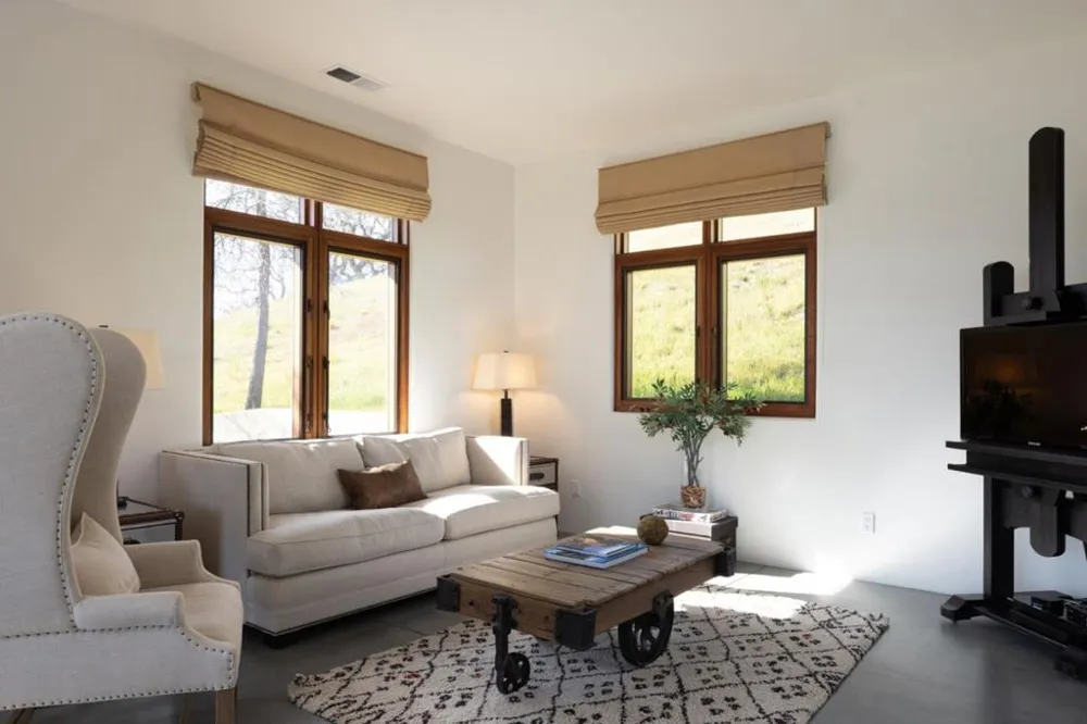 18 Touche Carmel, CA 93923