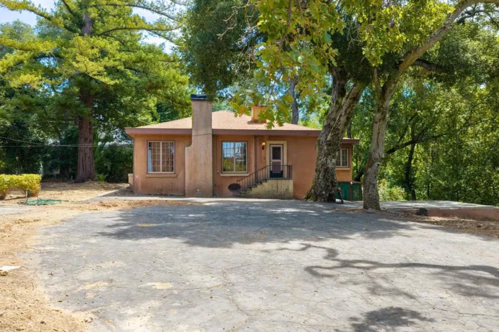 110 Johnson Avenue Los Gatos, CA 95030
