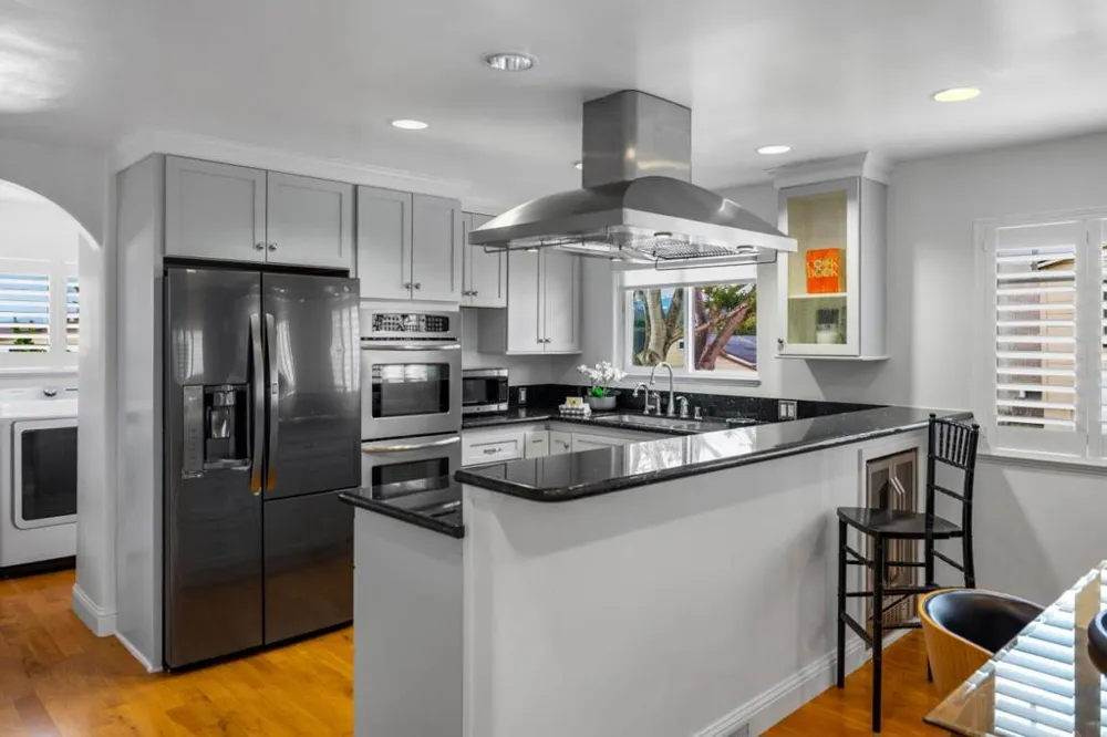 537 Larkin Street Monterey, CA 93940