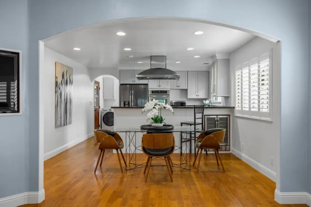 537 Larkin Street Monterey, CA 93940