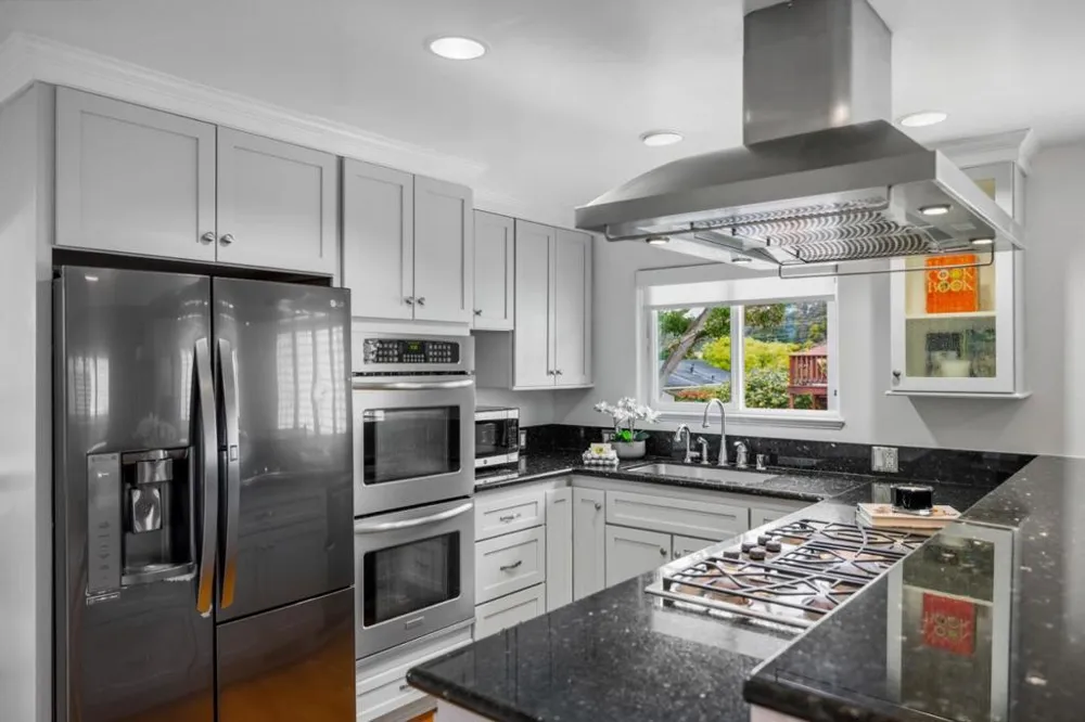 537 Larkin Street Monterey, CA 93940