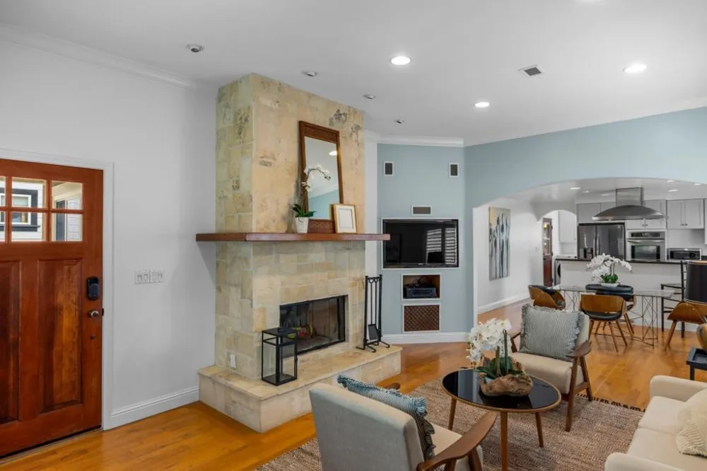 537 Larkin Street Monterey, CA 93940