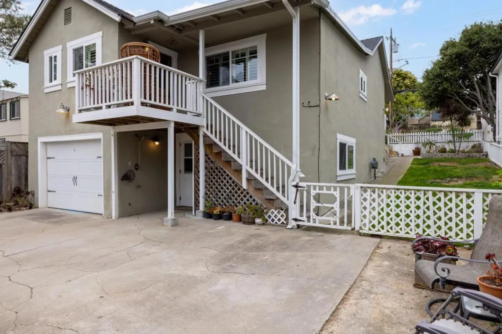 537 Larkin Street Monterey, CA 93940