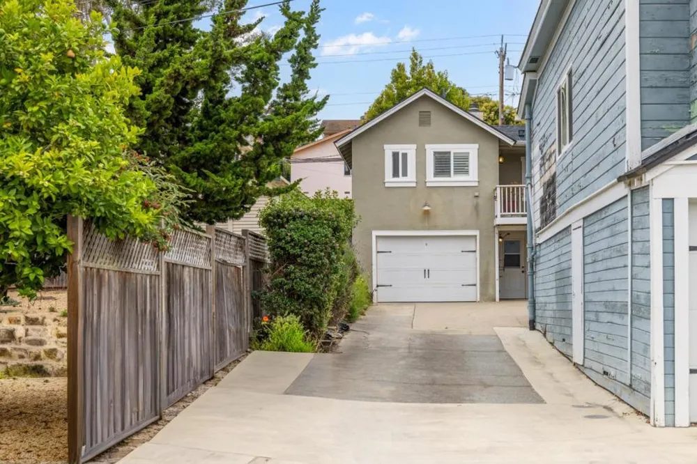 537 Larkin Street Monterey, CA 93940
