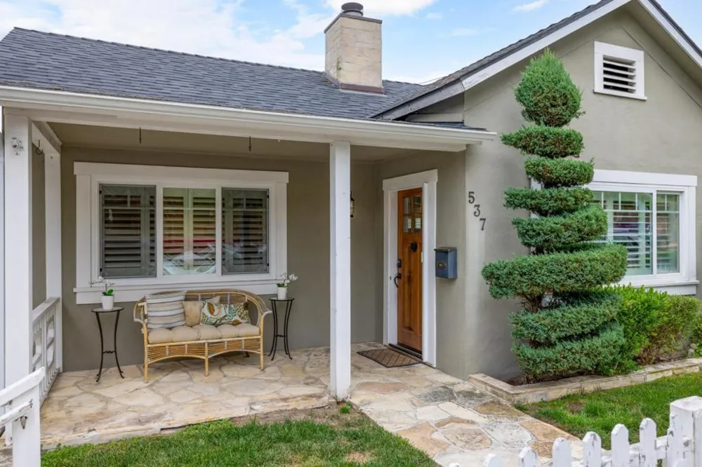 537 Larkin Street Monterey, CA 93940
