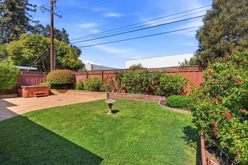 333 G STREET Redwood City, CA 94063