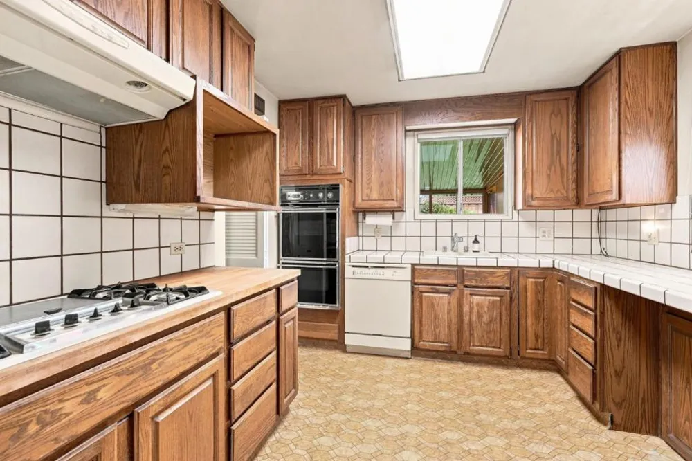 333 G STREET Redwood City, CA 94063