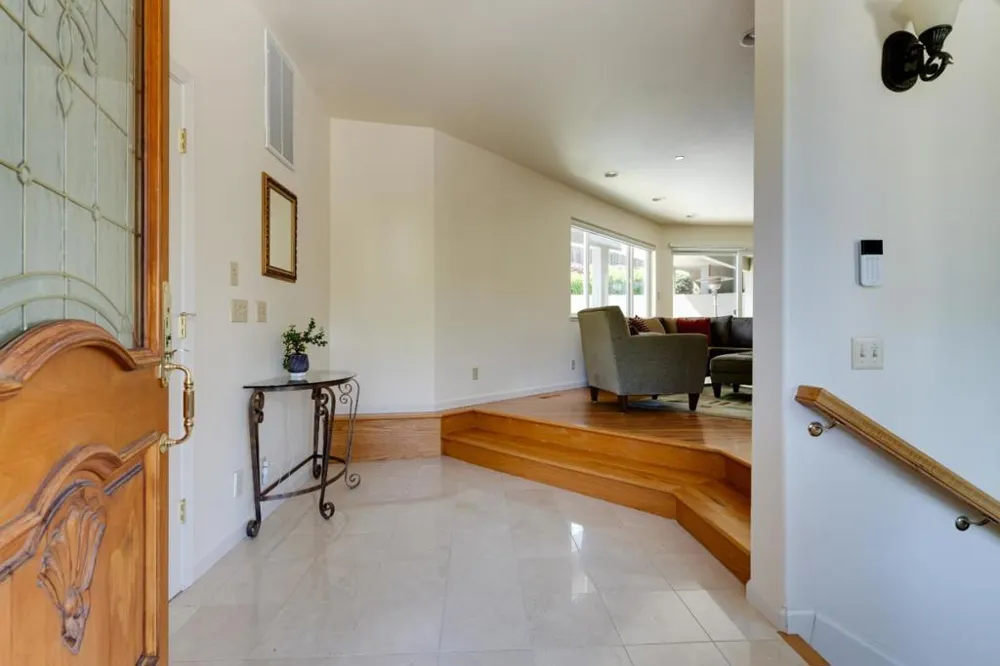 213 Sand Street Aptos, CA 95003