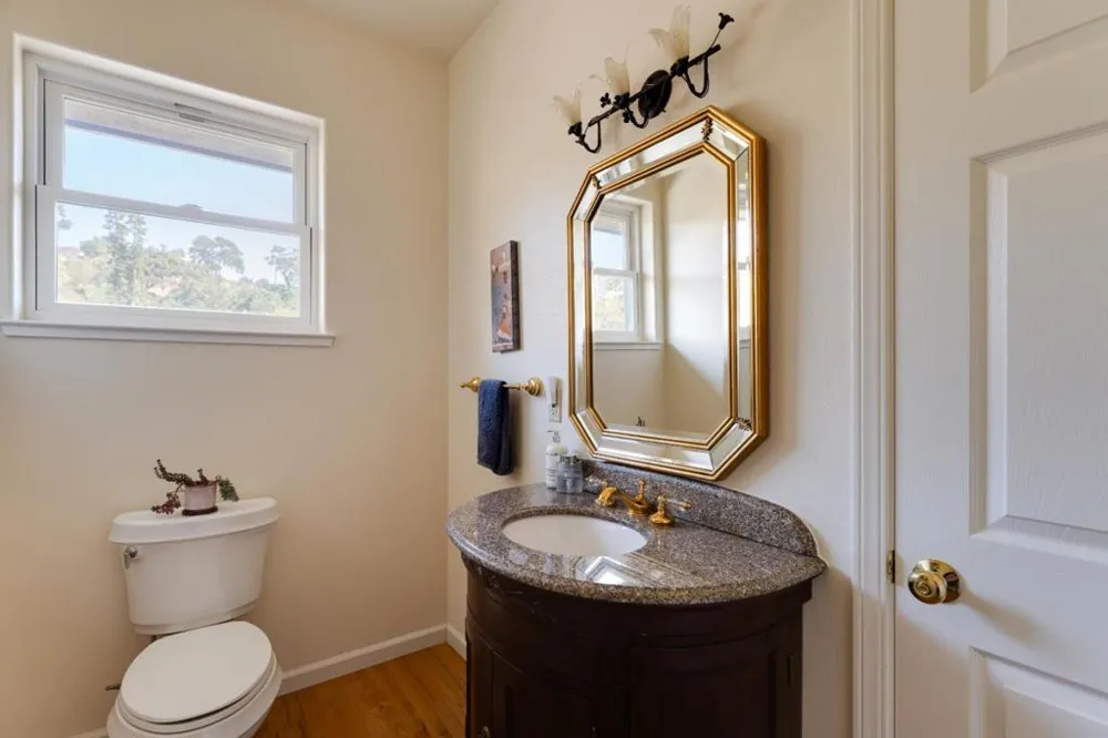 213 Sand Street Aptos, CA 95003