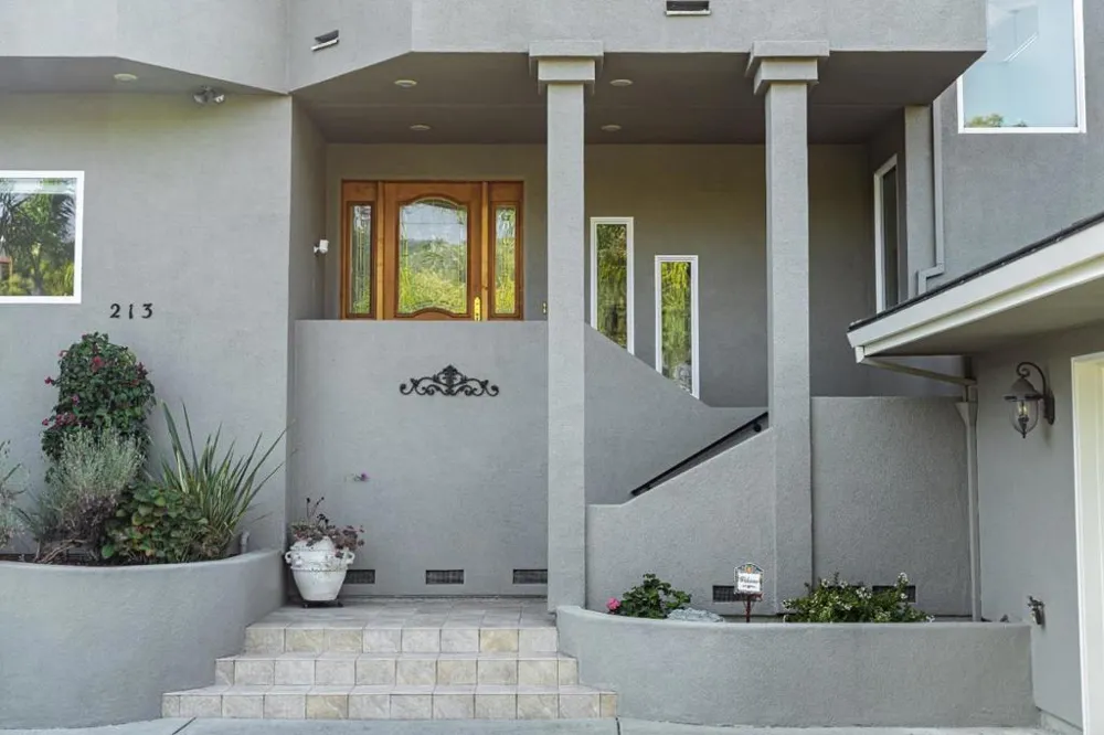 213 Sand Street Aptos, CA 95003