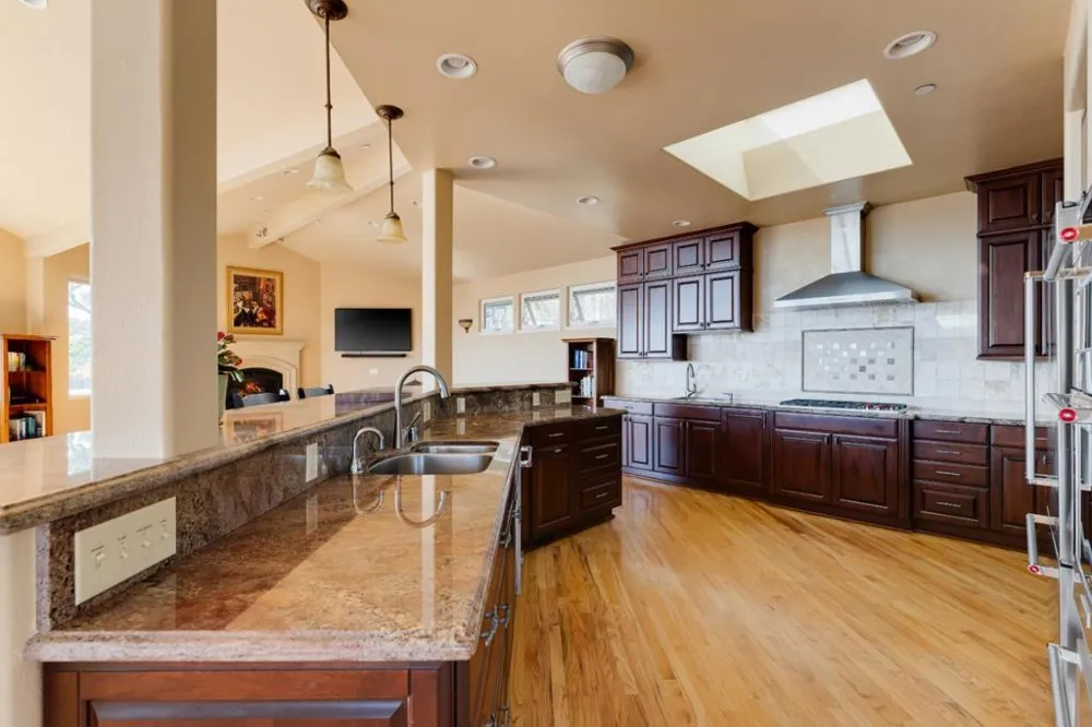 213 Sand Street Aptos, CA 95003