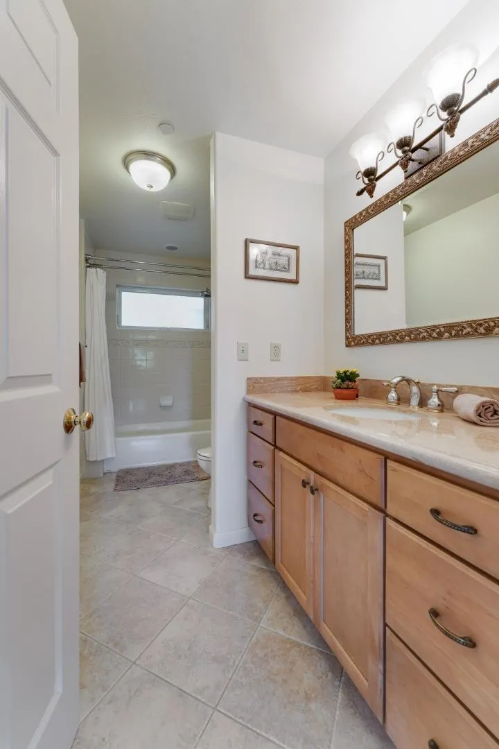 213 Sand Street Aptos, CA 95003