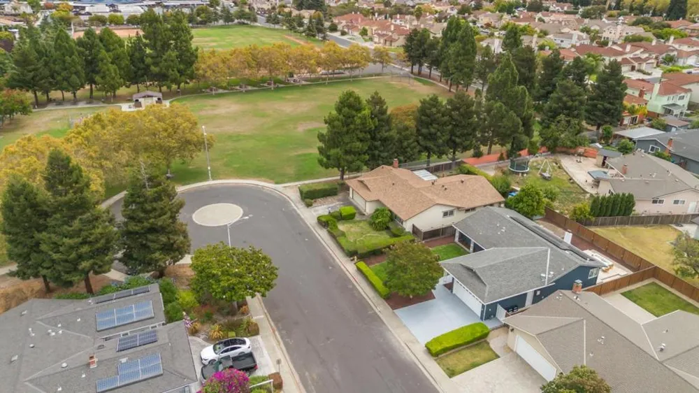 2424 Douglas Street Union City, CA 94587