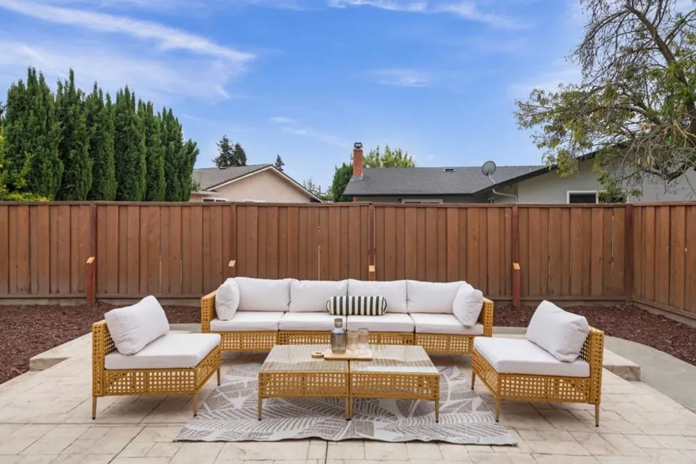 2424 Douglas Street Union City, CA 94587