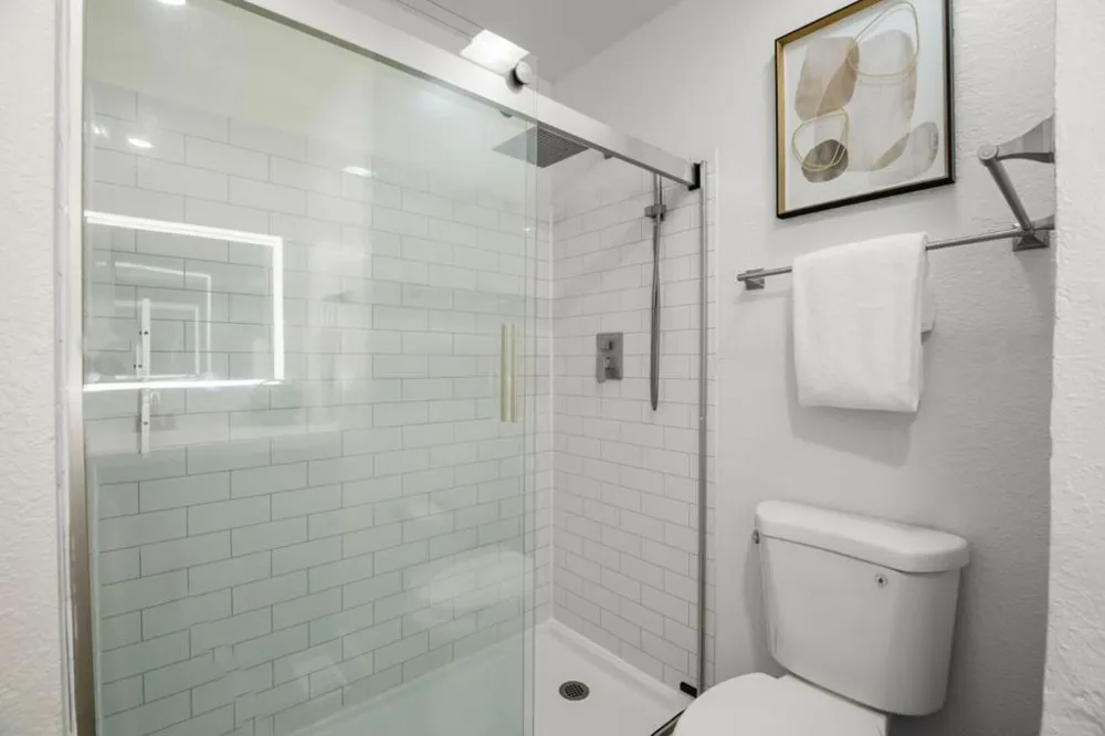 2424 Douglas Street Union City, CA 94587
