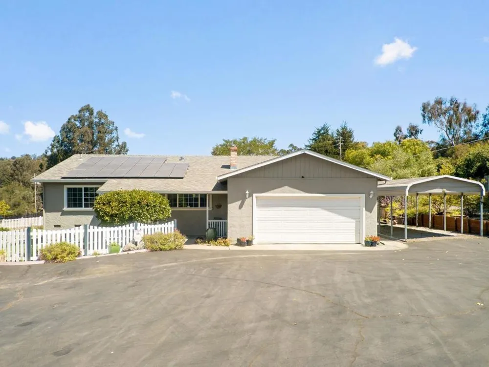 2443 San Juan Road Aromas, CA 95004