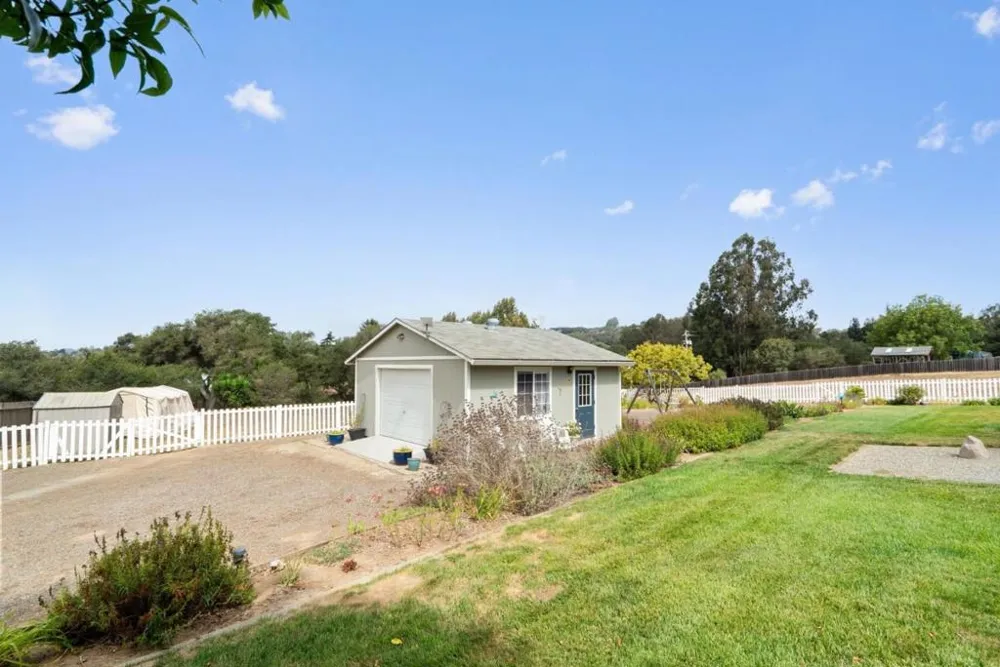 2443 San Juan Road Aromas, CA 95004
