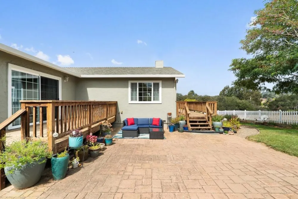 2443 San Juan Road Aromas, CA 95004