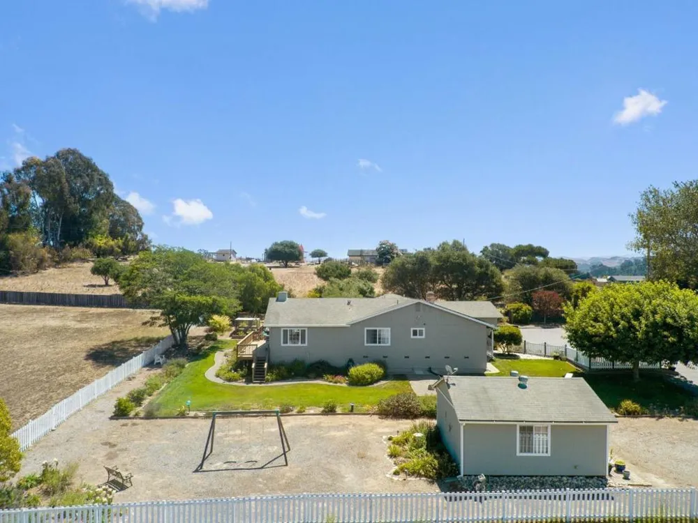 2443 San Juan Road Aromas, CA 95004